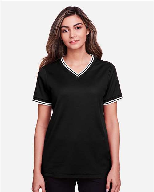 Devon & Jones Women's CrownLux Performance® Plaited Tipped V-Neck Shirt thumbnail 2