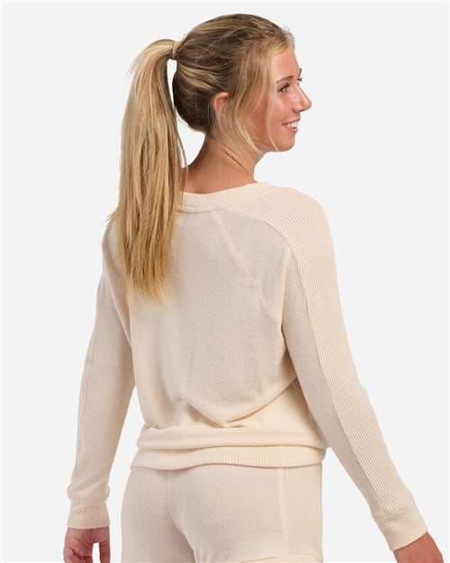 Boxercraft Women's Cuddle V-Neck Pullover thumbnail 5