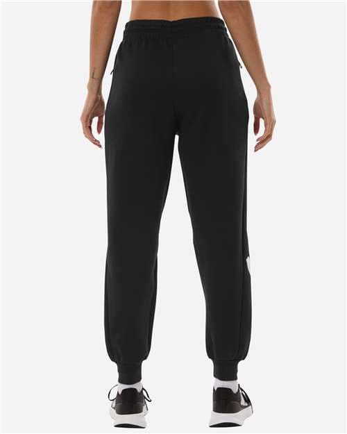 Adidas Women's Z.N.E Joggers thumbnail 5