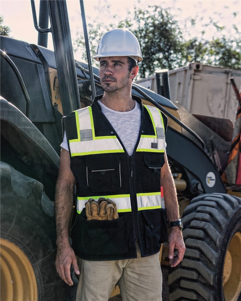 Kishigo Unisex EV Series® Enhanced Visibility Professional Utility Vest - Image 1