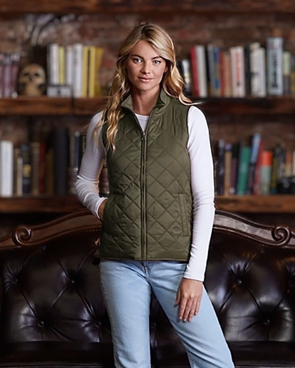 Weatherproof Women's Vintage Diamond Quilted Vest - Image 1