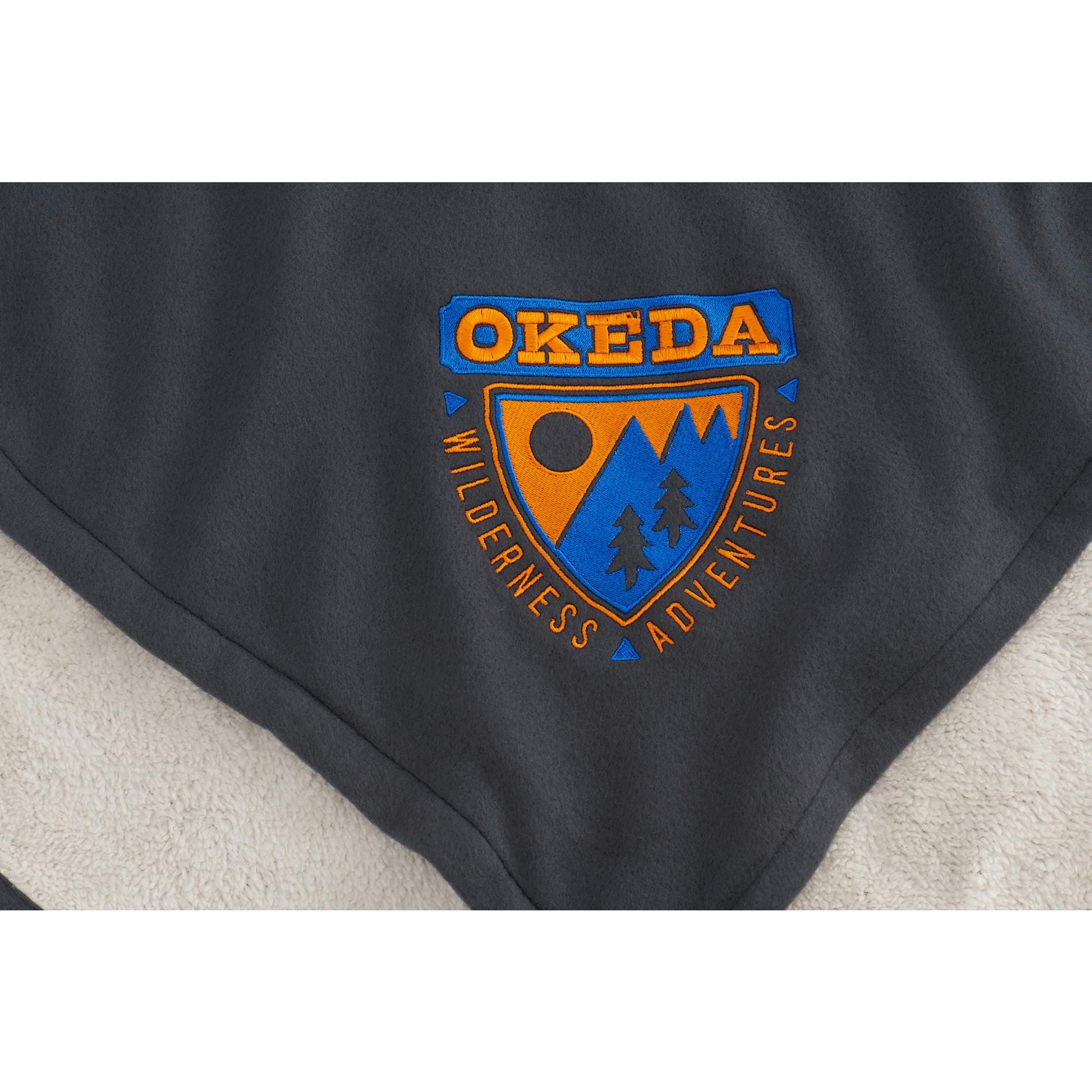 Fleece-Sherpa Blanket thumbnail 2