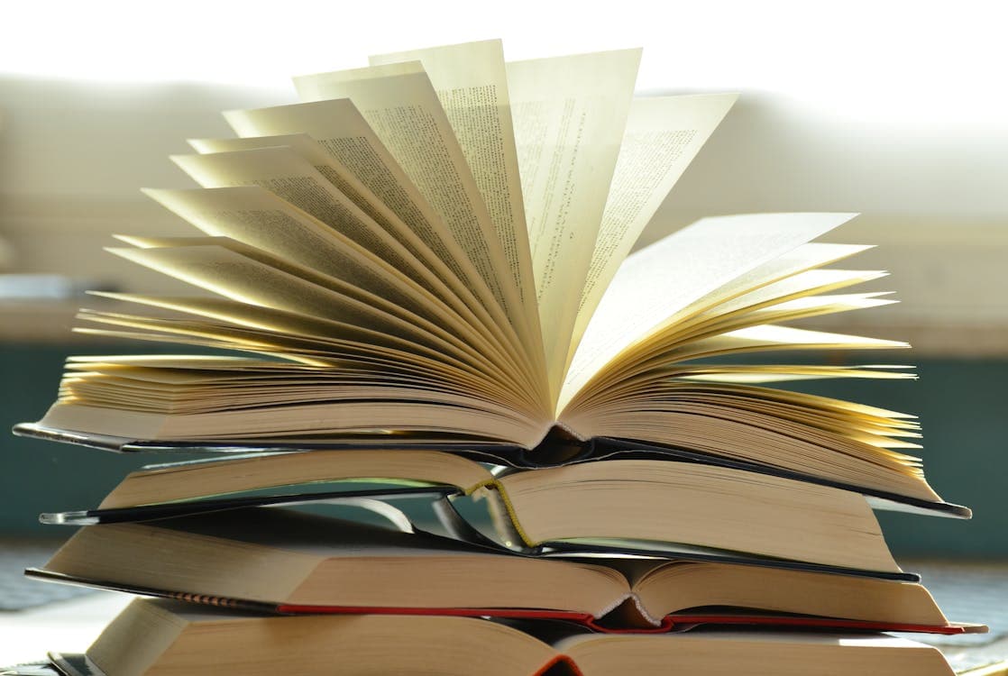 Booklets & Catalogs