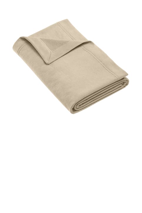 Gildan ® Heavy Blend ™ Fleece Stadium Blanket 18900