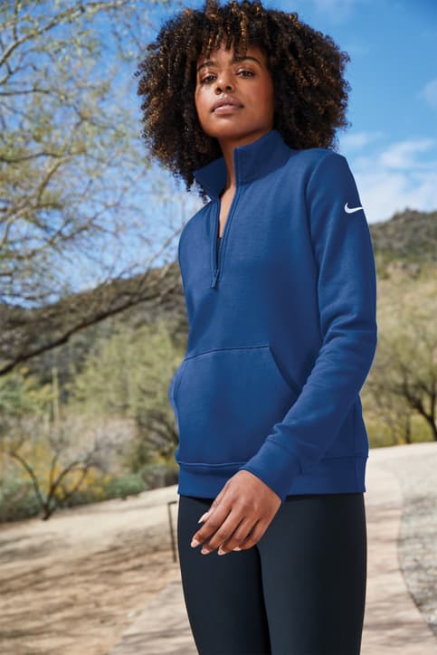 Nike Women's Club Fleece Sleeve Swoosh 1/2-Zip NKDX6720
