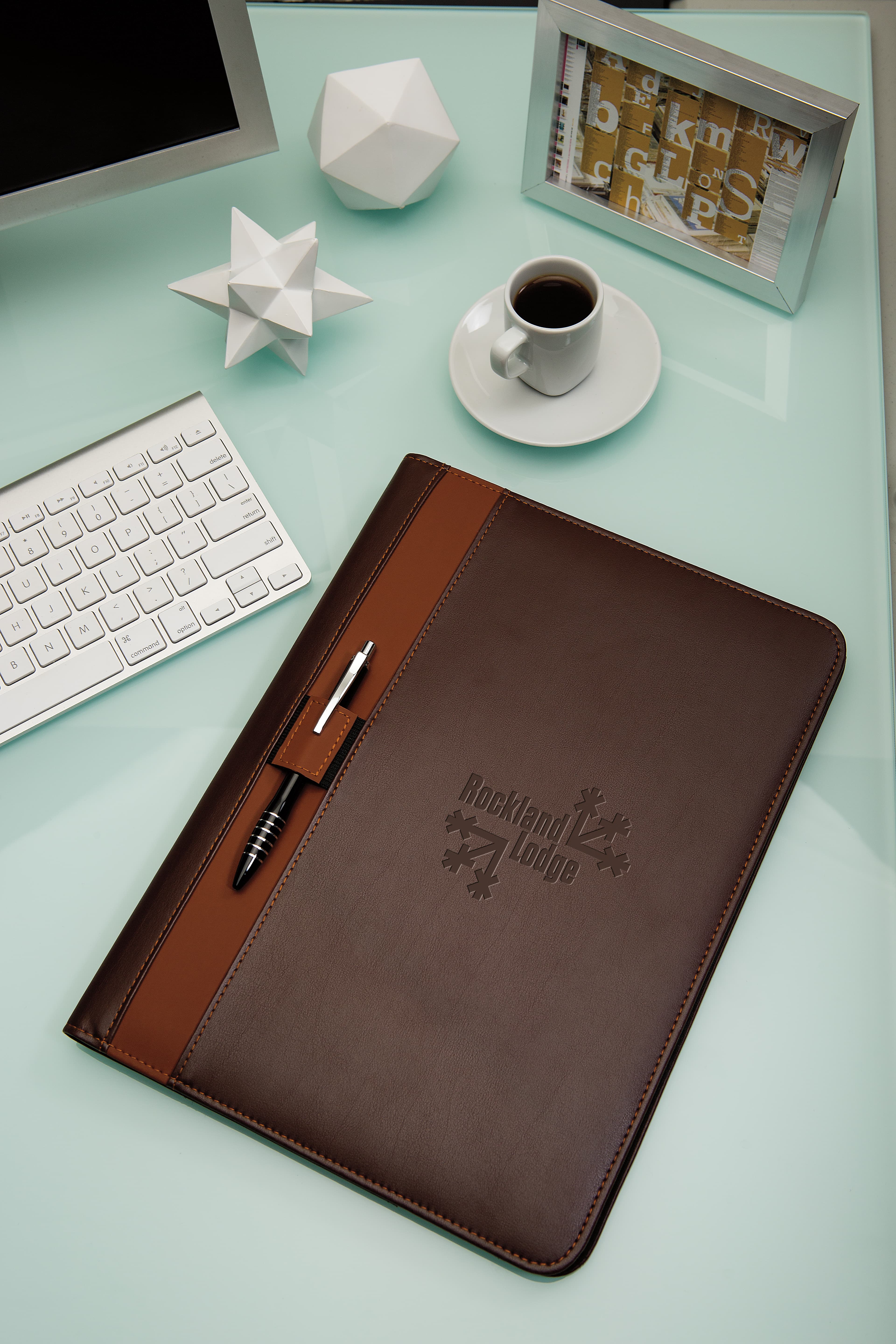 Good Value™ Vintage Style Padfolio - Image 1